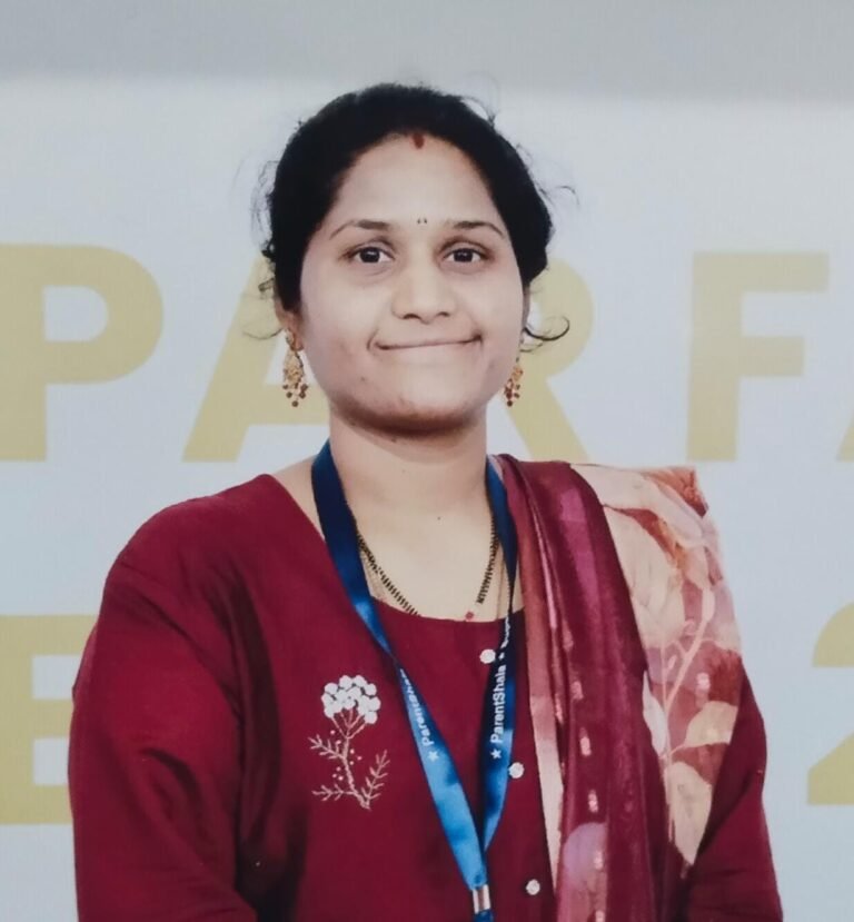 నిరోషా తాటికొండ – హైదరాబాదుకు చెందిన ఉపాధ్యాయురాలు & యోగా ప్రేరణదాయిని
