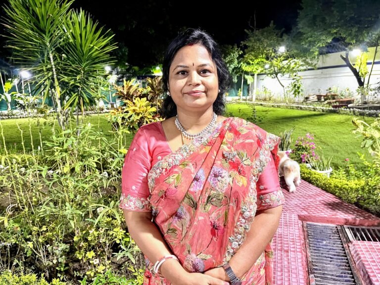 సరిత ఎం – ఘాజియాబాద్‌కు చెందిన హోమ్‌మేకర్ & యోగా ప్రేరణదాయిని
