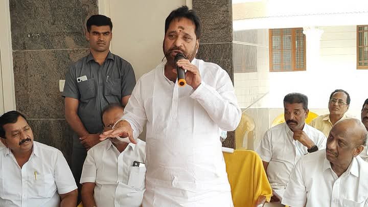 ఇంటింటికి కార్యక్రమాన్ని జయప్రదం చేద్దాం : ఎమ్మెల్యే అమర్