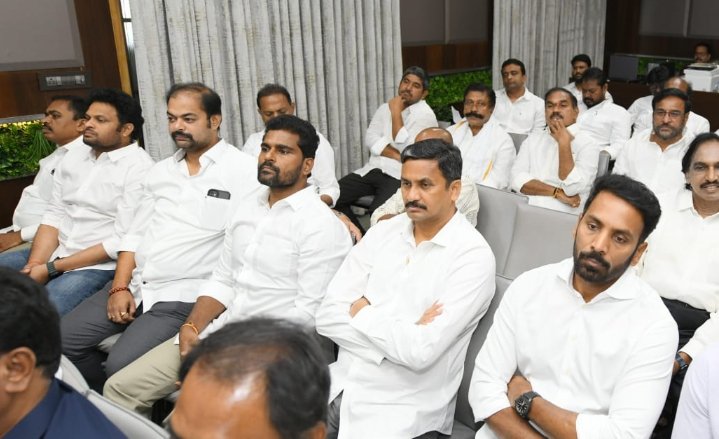 రీ కాలింగ్ చంద్రబాబు మ్యానిఫెస్టో జగన్ పిలుపు పై తూమాటి హర్షం జయప్రతాప్ రెడ్డి నెల్లూరు బ్యూరో 