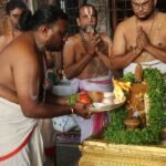 ఆత్మహత్య చేసుకున్న విద్యుత్ శాఖ అధికారి భార్య