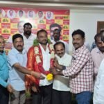 వినాయకుని కి 21 పత్రీ లతో పూజ.. 21 పత్రీ ల ఓషద గుణాలు