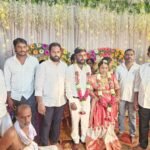 అమ్మవారి దేవాలయ ల కి పోటత్తిన భక్తులు