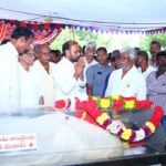 టంగుటూరి ప్రకాశం పంతులకు జయంతి సందర్భంగా ఘన నివాళులు అర్పించిన గన్నవరపు శ్రీనివాసరావు