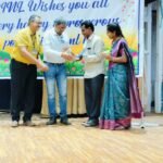 శ్రీనివాస్ కి ఎంపదవీ విరమణ శుభాకాంక్షలు తెలిపిన కుటుంబ సభ్యులు ✨ మిత్రులు