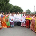 ముక్కంటిని దర్శించుకున్న నారా లోకేష్ సతీమణి నారా బ్రాహ్మణి మరియు కుమారుడు దేవాన్ష్