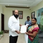 శ్రీకాళహస్తి కైలాసరి కాలనీలో కొండచిలు కలకలం