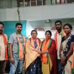 నిరుపేదకు ఆర్థిక సహాయం చేసిన భోగినేని