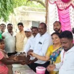 వై ఎస్ ఆర్ కి ఘన నివాళి