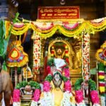 ప్రతి రేషన్ షాపు లో ప్రధాని మోదీ ఫోటో పెట్టాలి