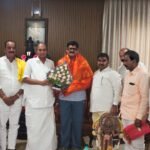 ముఖ్యమంత్రి సహాయ నిధి చెక్కులు పంపిణీచేసిన యం.ఎల్.ఏ ముప్పిడి..