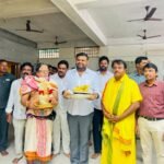నిరుపేదకు ఆర్థిక సహాయం చేసిన భోగినేని