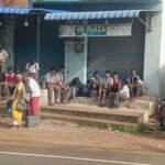 విధ్యార్ధుల అవస్థలు