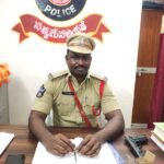 నేడు మాచర్ల పట్టణ నూతన సీఐగా బాధ్యతలు చేపట్టిన వెంకటరమణ( గబ్బర్ సింగ్ ) . garu