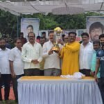 *క్రికెట్ టోర్నమెంట్ ప్రారంభోత్సవం , ముఖ్య అతిథిగా పాల్గొన్న వార్డ్ కార్పొరేటర్ బొండా జగన్నాధం (జగన్)*