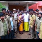 పి. గన్నవరం లో పండుగలా ఆటో డ్రైవర్ల సేవలో కార్యక్రమం