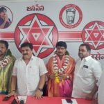 సూపర్ జిఎస్టి సూపర్ సేవింగ్స్ చేజర్లలో ట్రాక్టర్లతో ర్యాలీ