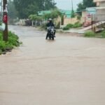 మొంథా తుఫాన్ ప్రభావిత ప్రాంతాలలో మాజీ MLA పర్యటన