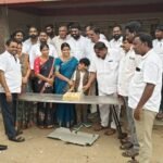 మున్సిపల్ సిబ్బందిని అభినందించిన ఎమ్మెల్యే*