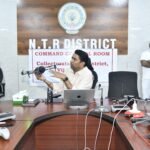 ఉదృతంగా ప్రవహిస్తున్న వాగులు రాకపోకలకు అంతరాయం.