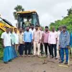 కోలా విశాలాక్షి కి శుభాకాంక్షలు తెలిపిన శ్రీకాళహస్తి ఎమ్మెల్యే