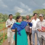 మొంథా తుపాను నేపథ్యంలో ముందస్తు చర్యలు చేపట్టిన పెద్దాపురం తహాశీల్దార్ వెంకటలక్ష్మి.