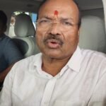 మొంథా తుఫాన్ లో యాచకులకు అన్నం పొట్లాలు అందజేత