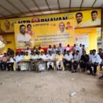 మాజీ మంత్రి మోపిదేవిని సత్కరించిన డాక్టర్ చంద్రప్ప