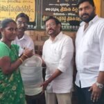 దక్షిణాఫ్రికా టార్గెట్ 350