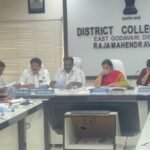 అరవపల్లి లైబ్రరీలో రాజ్యాంగ దినోత్సవం — అంబేద్కర్‌కు పుష్పాంజలి