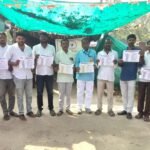 విజయవాడ …. తాడిగడప మున్సిపాలిటీ పోరంకి శ్రీనివాస్ నగర్ కాలనీలో శాసనసభ్యులు గౌరవనీయులు బోడె ప్రసాద్ గారు మొక్కలు నాటడం.