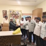 రూ.1లక్ష లంచం తీసుకుంటూ ఏసీబీకి దొరికిన సర్వేయర్