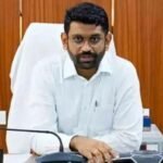 విశాఖ ఉత్తర నియోజకవర్గం 24 వార్డు బృందావనం పార్క్ లో కోటి సంతకాలు సేకరణ కార్యక్రమంలో పాల్గొన్న – కె.కె రాజు