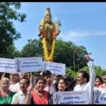 కాశిబుగ్గ ఆలయంలో తొక్కిసలాట.. తొమ్మిదిమంది మృతి*