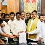 ఆంధ్రప్రదేశ్ వీధివిక్రయదారుల కార్మిక ఫెడరేషన్ { AITUC అనుబంధం }*