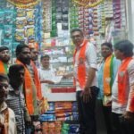 పీజీఆర్ఎస్ ఫిర్యాదుదారుల‌తో జిల్లా అధికారులే నేరుగా మాట్లాడాలి ఆదేశించిన జిల్లా క‌లెక్ట‌ర్ ఎం.ఎన్. హ‌రేంధిర ప్ర‌సాద్ వివిధ స‌మ‌స్య‌ల‌పై 413 విన‌తులు స‌మ‌ర్పించిన ప్ర‌జ‌లు