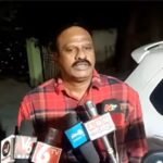 చైన్ స్నాచింగ్ కలకలం::ప్రొద్దుటూరు త్రీ టౌన్ పోలీస్ స్టేషన్ సమీపంలో చైన్ స్నాచింగ్*