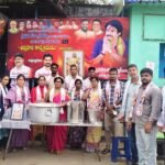 ద్విచక్ర వాహనాన్ని ఢీకొన్న కారు వ్యక్తికీ తీవ్రగాయాలు