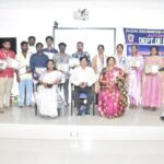 ఐదో రోజు రిలే నిరాహార దీక్ష చేస్తున్న ఆటో యూనియన్ సభ్యుల దీక్ష విరమింప చేసిన *ప్రభుత్వ విప్ ఎమ్మెల్యే అరవ శ్రీధర్ ,ముక్కా వరలక్ష్మి