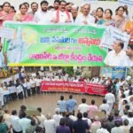 భగవద్గీత పోటీలో జోనల్ విజేతగా మెరిసిన శ్రీ అన్నమాచార్య విద్యార్థిని హారికా రెడ్డి