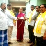 తెల్లవారకముందే ఎన్టీఆర్ భరోసా పెన్షన్లు… అవ్వ–తాతల మొహాల్లో వెలిగిన సంతోష దీపాలు