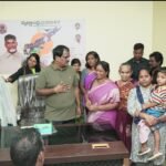 పారిశుద్ధ్య నిర్వహణపై ప్రత్యేక దృష్టి సారించండి.