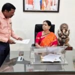 రోడ్డు ప్రమాదంలో వ్యక్తికి గాయాలు