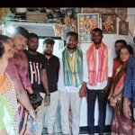 రెవెన్యూ గ్రామ సభలో పాసుపుస్తకాల పంపిణీ