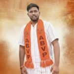 రెవెన్యూ గ్రామ సభలో పాసుపుస్తకాల పంపిణీ