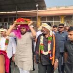 సావిత్రిబాయి పూలే జయంతి వేడుకలు – సర్పంచ్ సానాదుల బాల పోషయ్య గారు* నంగునూరు మండల కేంద్రంలో సావిత్రిబాయి పూలే జయంతి సందర్భంగా చిత్రపటానికి పూలమాలవేసి అనంతరం అంగన్వాడి కేంద్రంలో పిల్లలకు పండ్లు పంపించడం జరిగింది