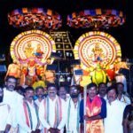 మూడో రోజు రాత్రి భూత, శుక వాహనా లను అధిరోహించిన గౌరీ శంకరులు