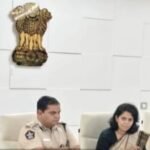 అడవి పశువులను తరలించి రైతుల పంటలను కాపాడాలి.. మీరు తరలిస్తారా మమ్ములను తరలించుకోమంటారా… నేడు ప్రజా వాణి లో వినతి పత్రం…