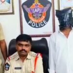 నారా వారికి రుద్రాక్షమాలను బహుకరించిన ఎంజీఎం గ్రూప్ చైర్మన్ మల్లికార్జున్ నాయుడు