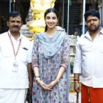 కార్యకర్త కుమారునికి నివాళులర్పించిన తెదేపా నాయకులు